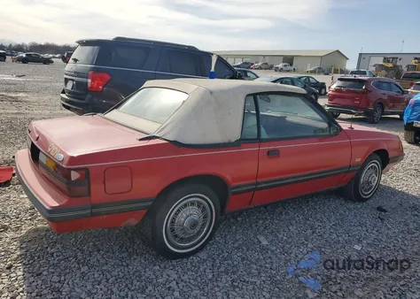 1983 Ford Mustang z USA, uszkodzony, nr VIN 1FABP2738DF156375